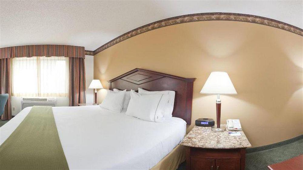 Holiday Inn Express Hotel & Suites Minneapolis-Golden Valley By Ihg Сейнт Луис Парк Екстериор снимка