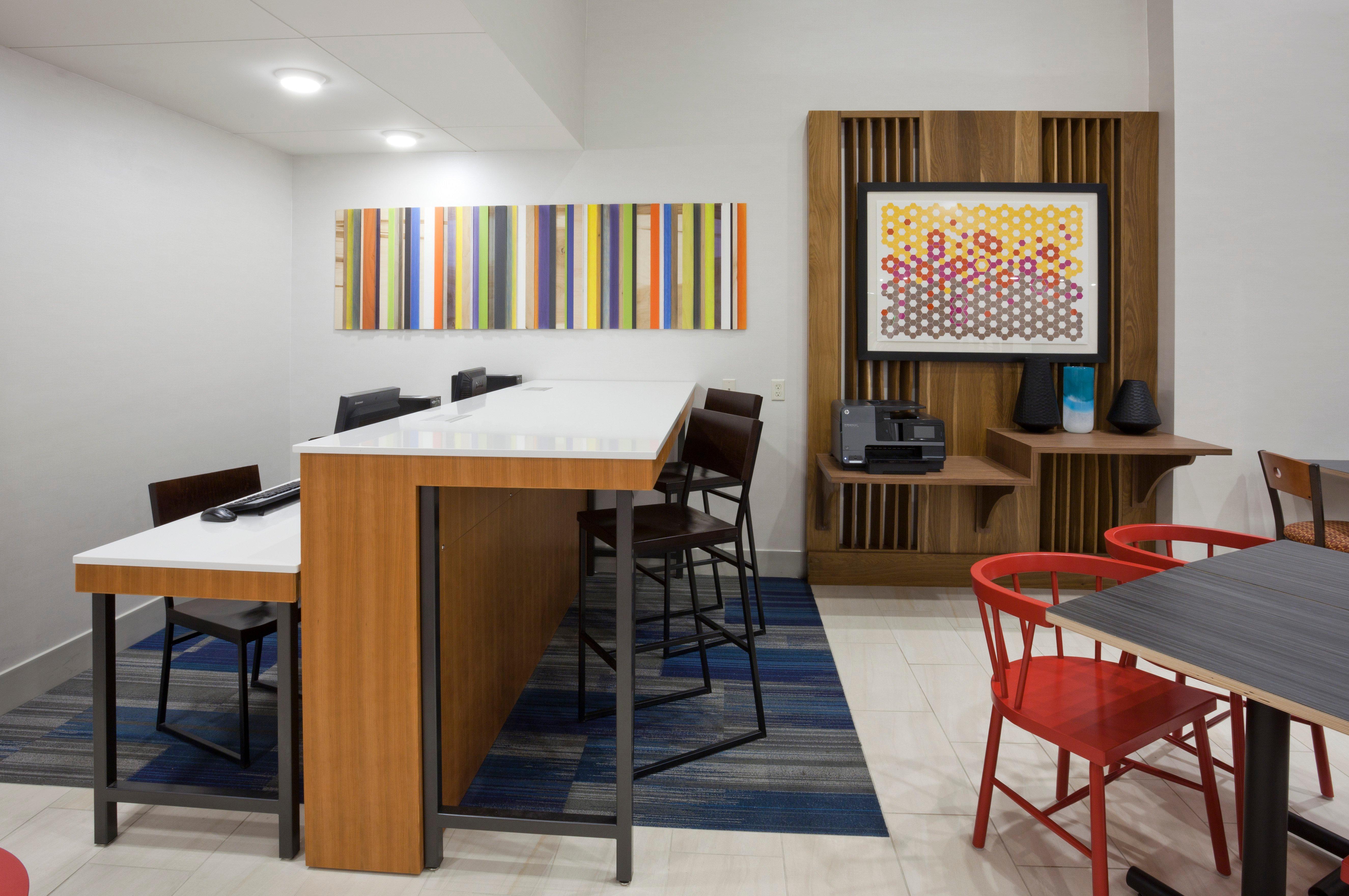 Holiday Inn Express Hotel & Suites Minneapolis-Golden Valley By Ihg Сейнт Луис Парк Екстериор снимка