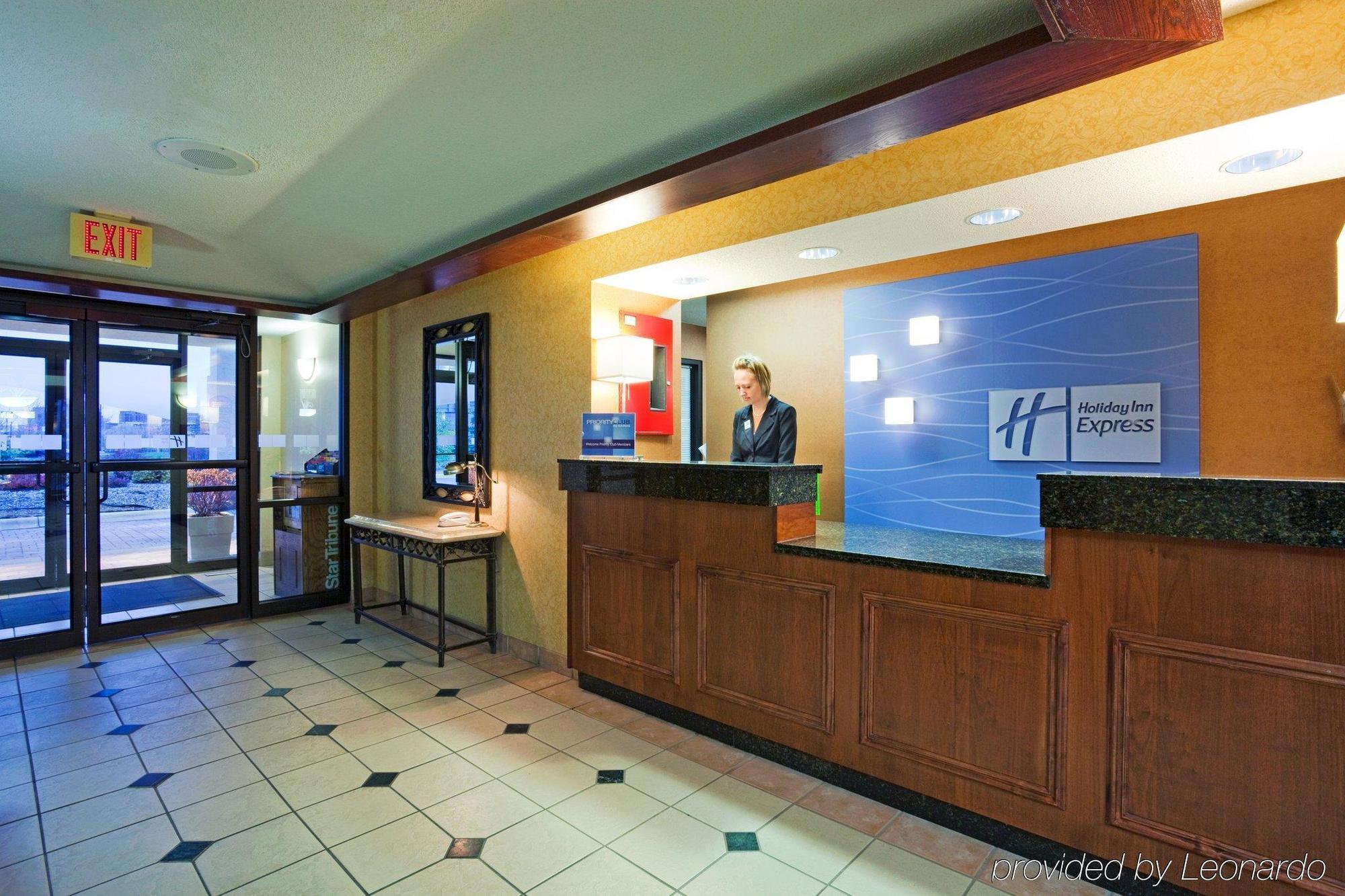 Holiday Inn Express Hotel & Suites Minneapolis-Golden Valley By Ihg Сейнт Луис Парк Интериор снимка