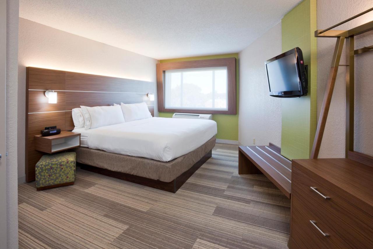 Holiday Inn Express Hotel & Suites Minneapolis-Golden Valley By Ihg Сейнт Луис Парк Екстериор снимка